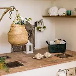 Rose's Palace Apartment