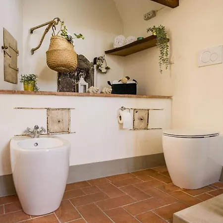 Rose's Palace Apartman Cortona