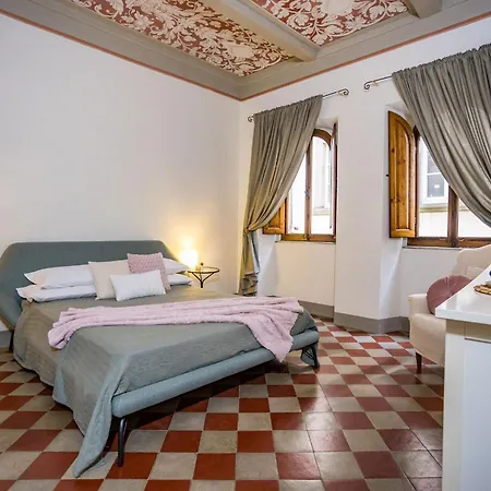 Apartman Rose's Palace *