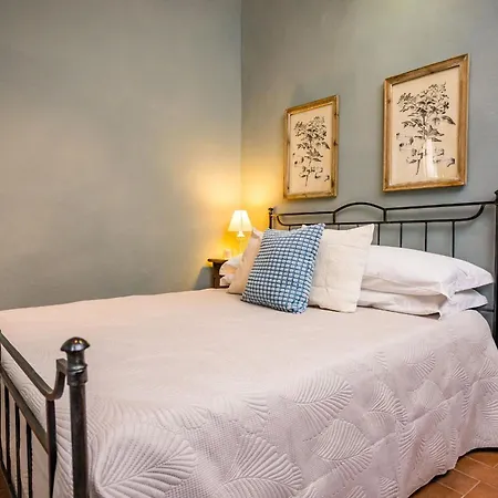 Apartman Rose's Palace *