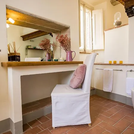 Apartment Rose's Palace Cortona